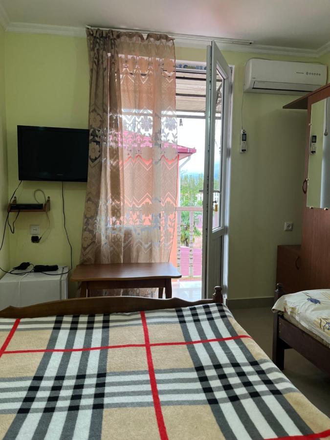 Mimino-Kongo Hotel Ureki Exteriör bild